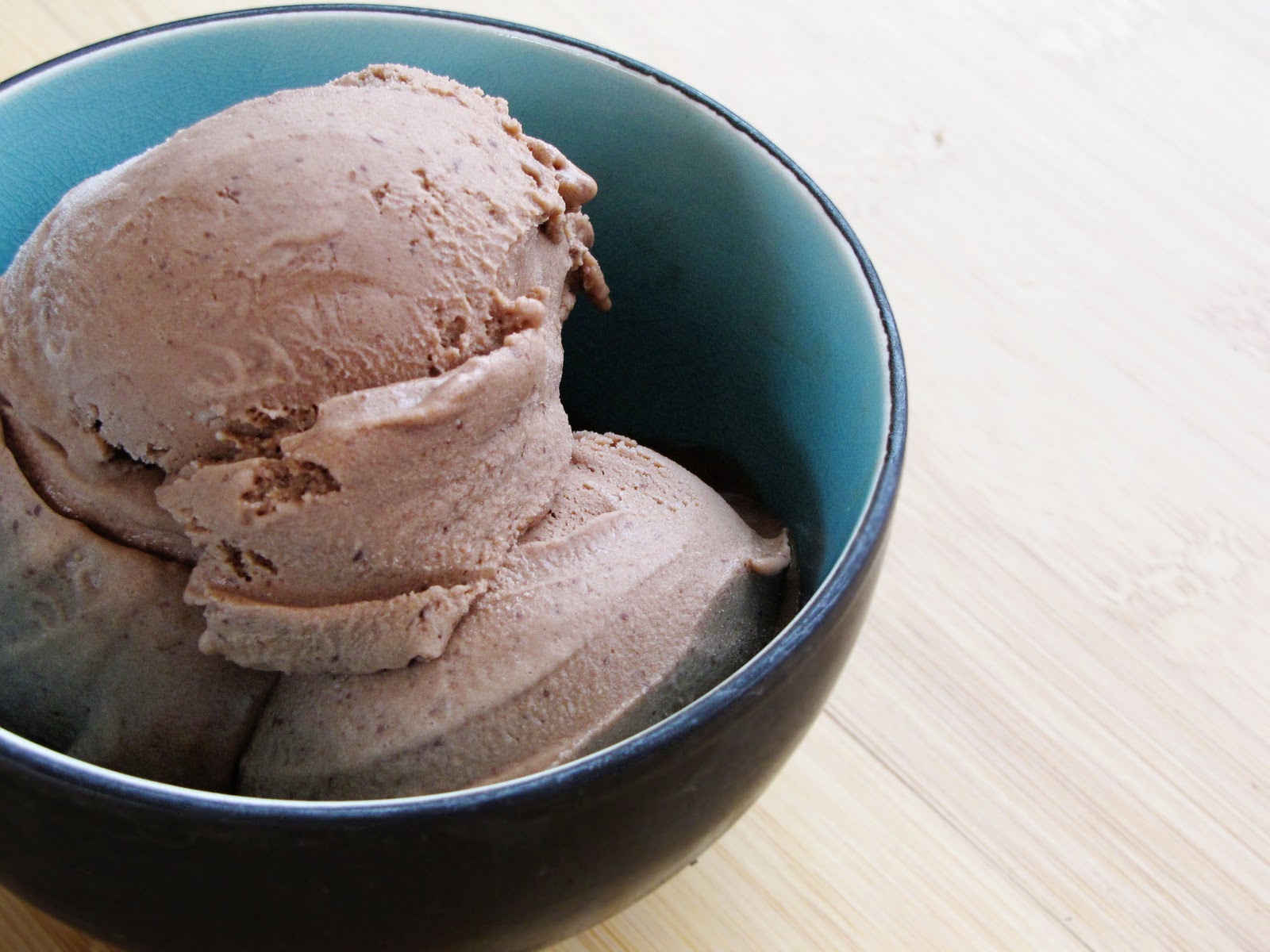 Healthy Banana Chocolate 'Ice Cream' Sweet Anna's